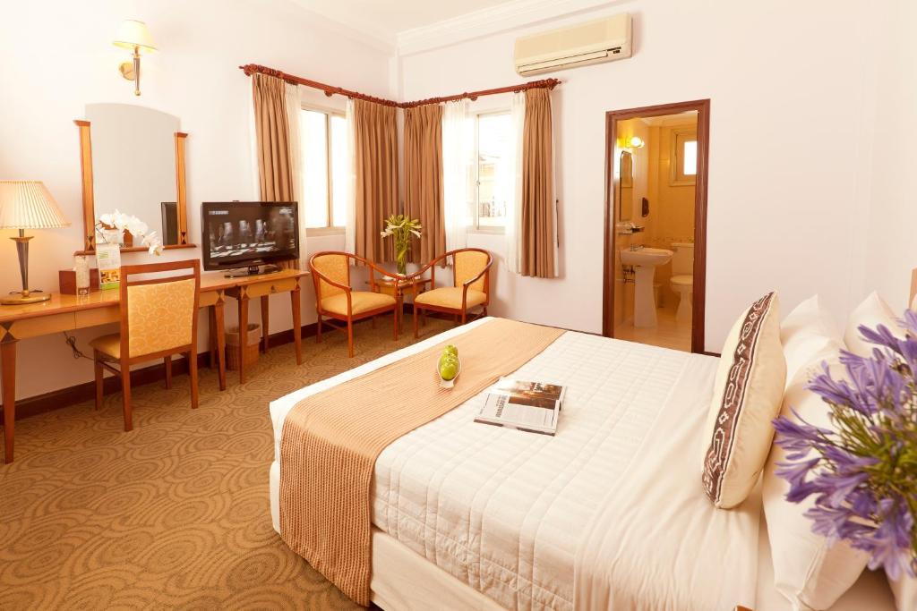 Liberty Hotel Saigon Parkview Ho Chi Minh-stad Kamer foto